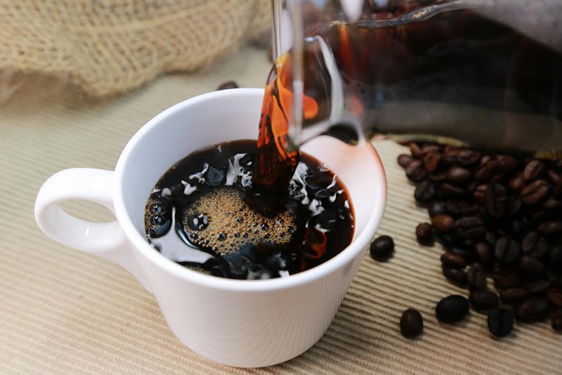 فواید خوردن قهوه در شب چیست
